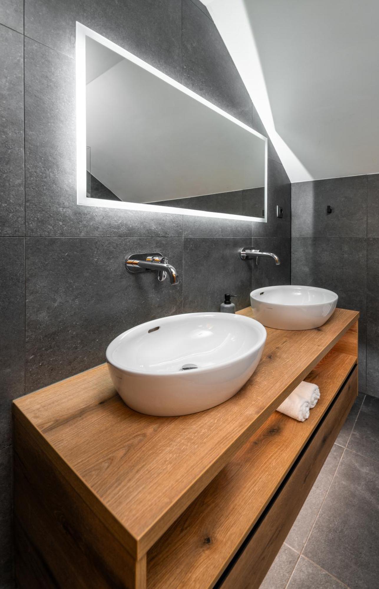 Vila Grad Bled - Sauna & Hot Tub Екстер'єр фото
